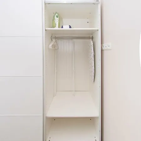 Lovely Parking Included Apartment